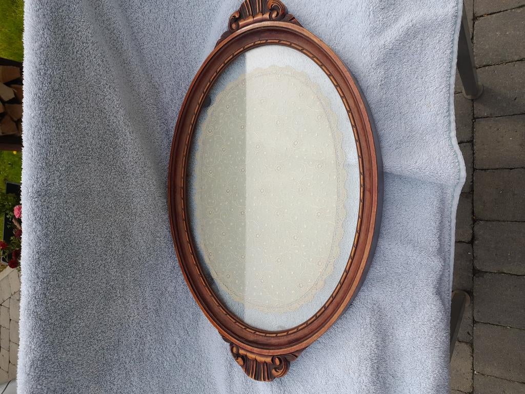 Plateau vintage en bois avec napperon sous verre., Antiquités & Art, Enlèvement