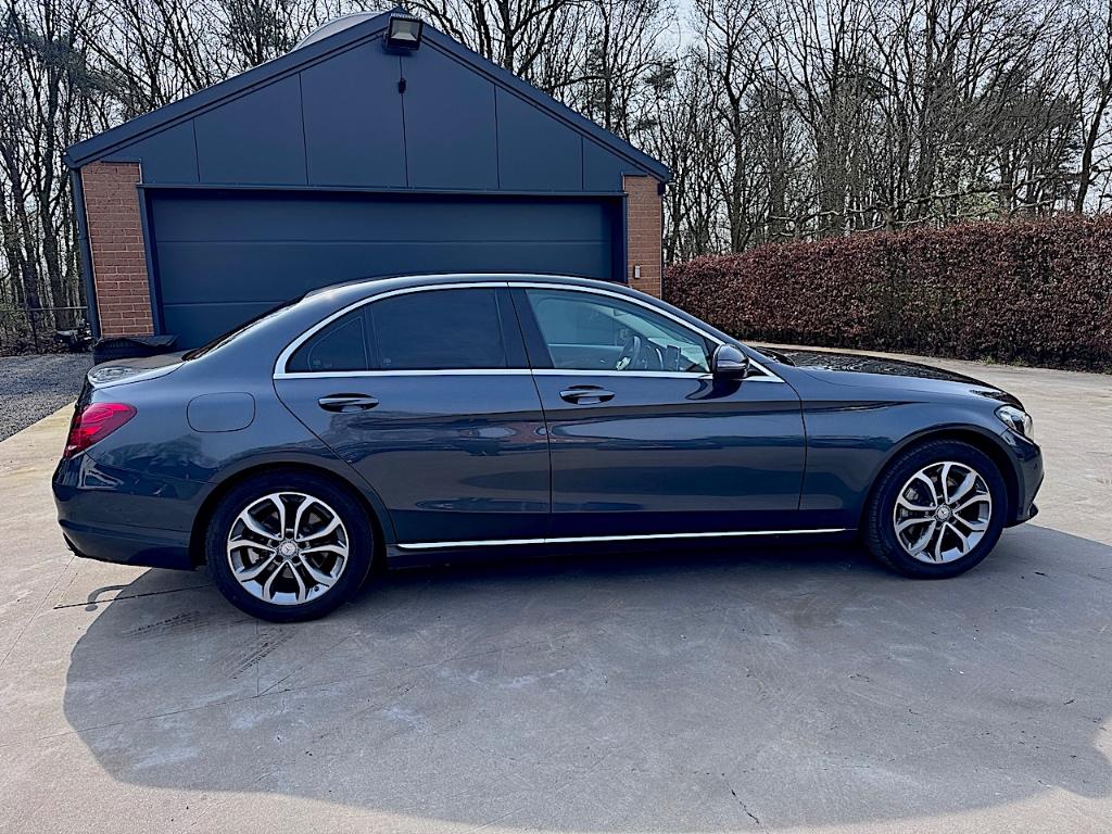 Mercedes C200 benzine Avantgarde / Automaat / 71.223km !!!, Autos, Mercedes-Benz, Argent ou Gris, Achat, 1800 kg, Automatique