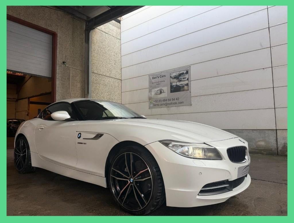 BMW Z4 sDrive18i Roadster 156 pk * Cabrio/Leder/Airco *, Auto's, BMW, 4 cilinders, Cabriolet, 115 cc, Wit