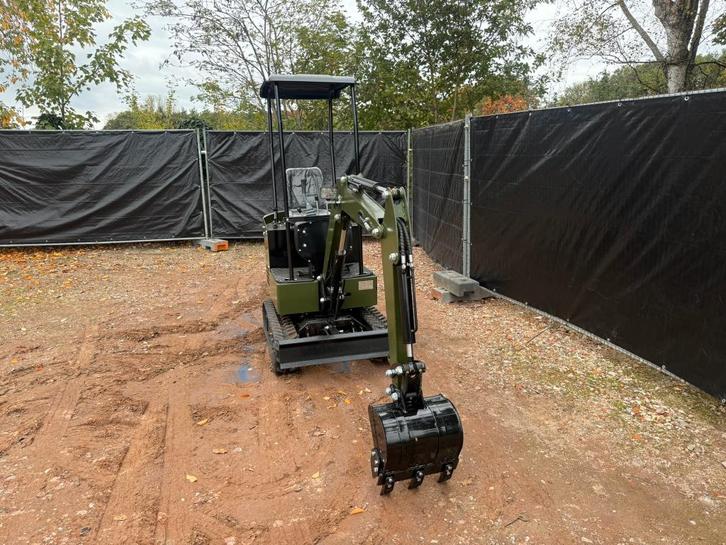 Mini-pelle 1300 kg NEUVE, Articles professionnels, Machines & Construction | Grues & Excavatrices, Excavatrice, Enlèvement