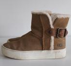 Winterlaarzen Ugg vrouw/meisje, Vêtements | Femmes, Chaussures, Enlèvement ou Envoi, Brun, Bottes de neige, Porté