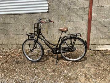 Fiets te koop ( tounis)  beschikbaar voor biedingen