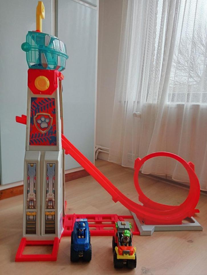 Paw Patrol uitkijktoren met looping, Kinderen en Baby's, Speelgoed | Actiefiguren, Zo goed als nieuw, Ophalen