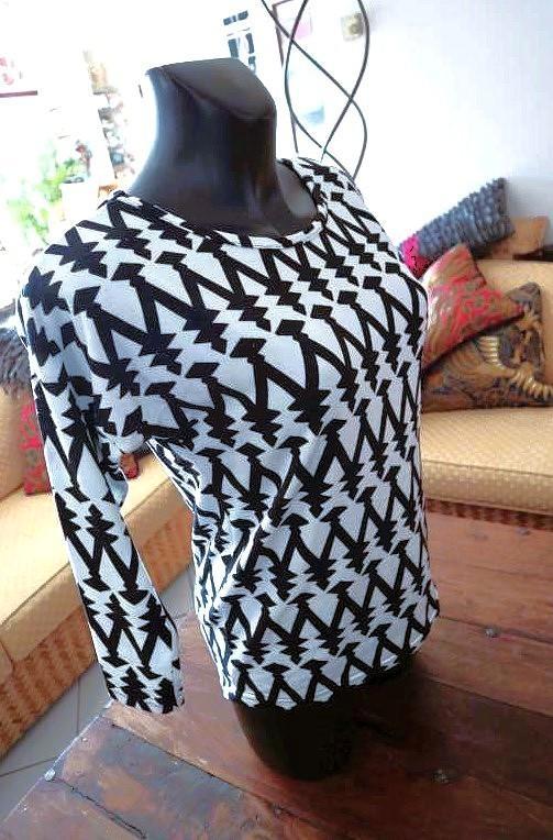 zwart wit creatief prachtig T-shirt, Kleding | Dames, T-shirts, Nieuw, Maat 42/44 (L), Wit, Lange mouw, Ophalen of Verzenden