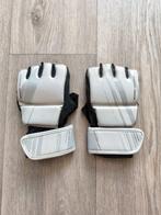 Outshock zakhandschoenen – zo goed als nieuw, Sport en Fitness, Boksen, Ophalen of Verzenden, Zo goed als nieuw, Bokshandschoenen