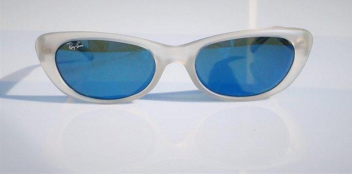 VINTAGE Ray-Ban dames zonnebril Rituals W3115 R44, Bijoux, Sacs & Beauté, Lunettes de Soleil & Lunettes | Femmes, Comme neuf, Lunettes de soleil