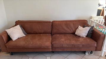 Canapé droit 4 places cognac beschikbaar voor biedingen