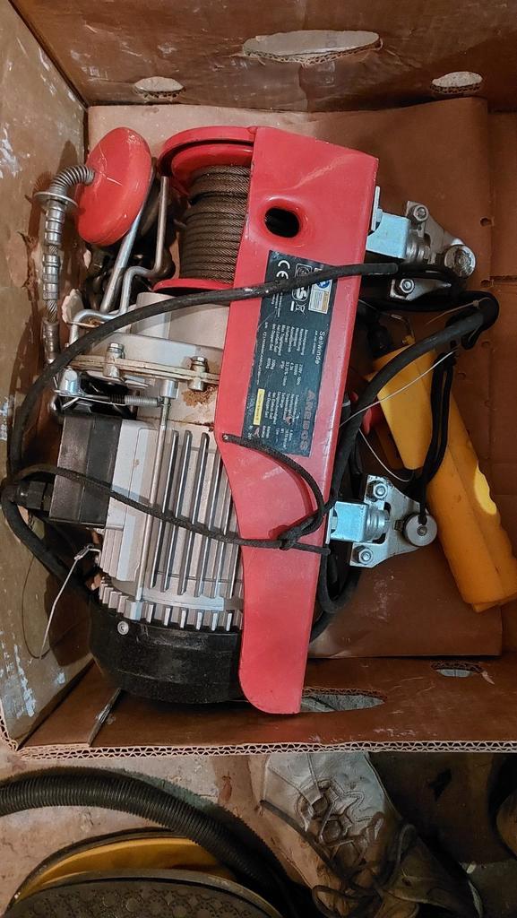 Palan électrique avec rail coulisse, Doe-het-zelf en Bouw, Lieren en Takels, Elektrisch, Ophalen