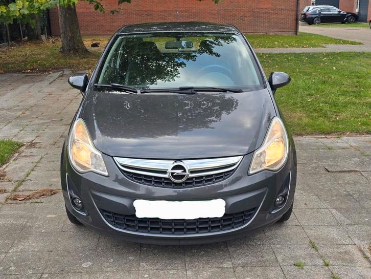 Opel Corsa D 1.2 benzine met airco pdc blanco gekeurd VVK, Auto's, Opel, Particulier, Corsa, ABS, Airbags, Airconditioning, Boordcomputer