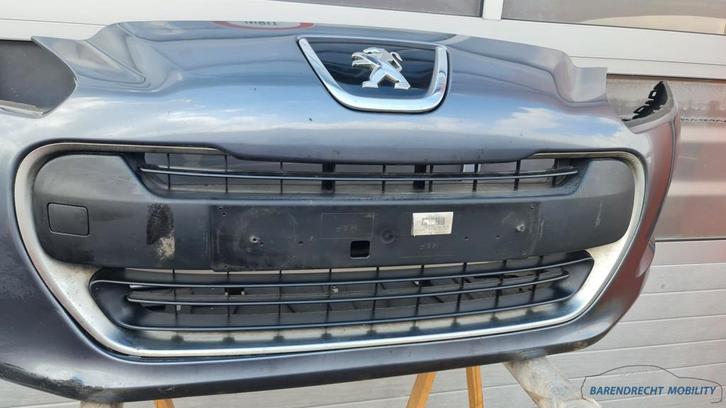 Voorbumper Peugeot 308 facelift grille mistlampen DRL origin, Auto-onderdelen, Carrosserie, Bumper, Peugeot, Voor, Gebruikt