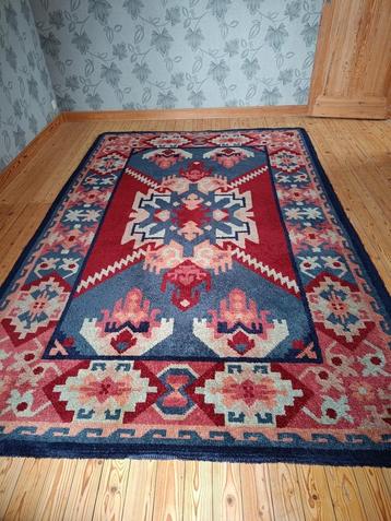 Wollen tapijt / vloerkleed  beschikbaar voor biedingen