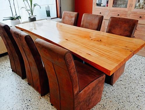 Massieve boomstamtafel, Huis en Inrichting, Tafels | Eettafels, Zo goed als nieuw, Ophalen