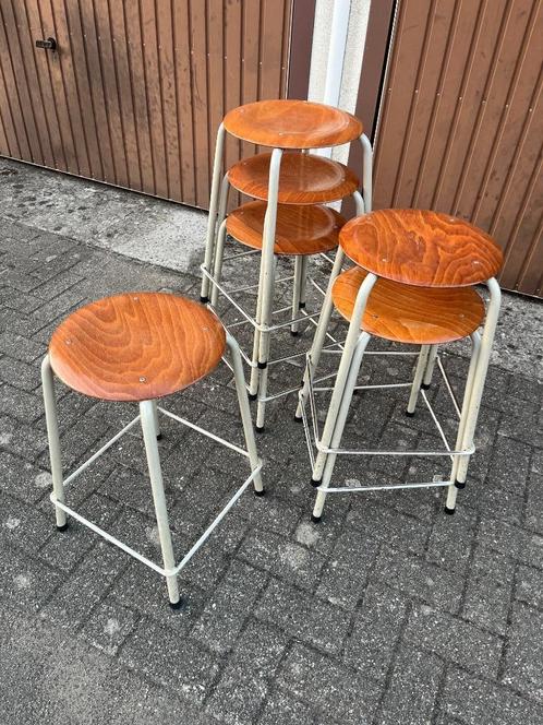 krukjes, Huis en Inrichting, Krukjes, Gebruikt, IJzer, Ophalen