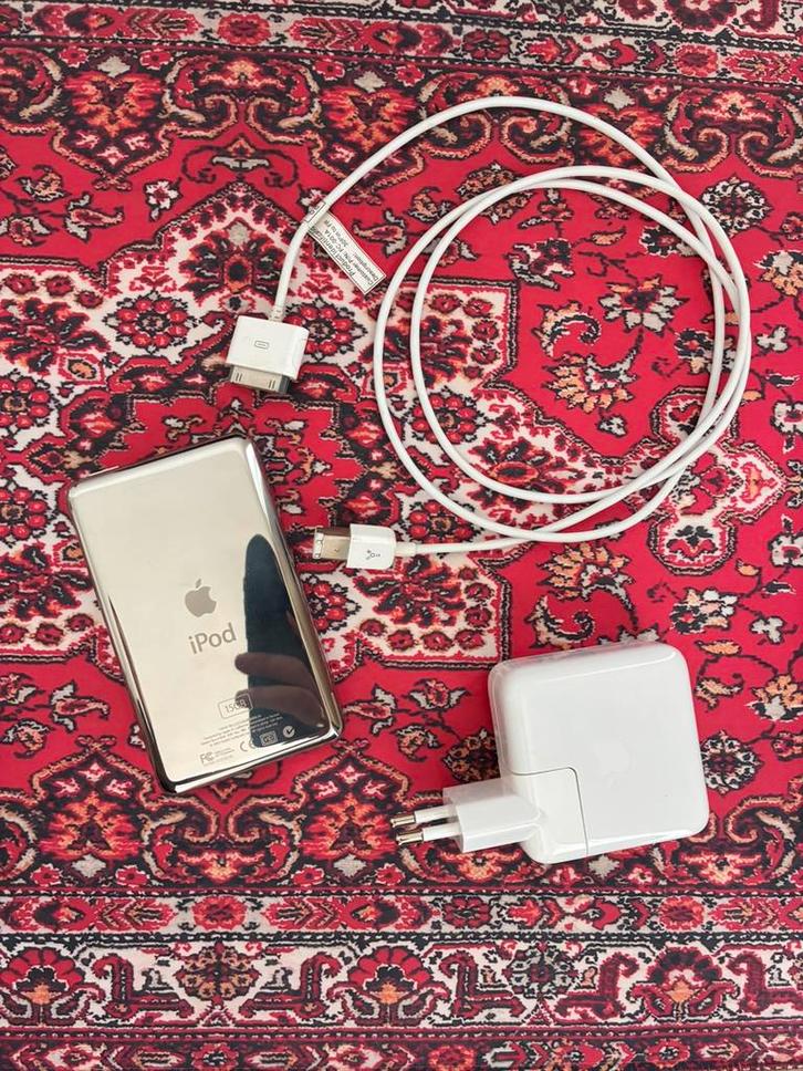 ipod classic 3 gen 15 gb wolfson dac, Audio, Tv en Foto, Mp3-spelers | Apple iPod, Zo goed als nieuw, Classic, Ophalen