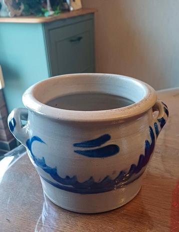 Pot en grès  beschikbaar voor biedingen