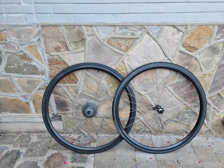 Carbon wielset - 11V cassette voor nieuwelingen, Fietsen en Brommers, Fietsonderdelen, Zo goed als nieuw, Wiel, Ophalen