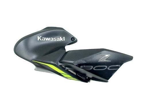 COUVERCLE DU RÉSERVOIR DROITE Z 900 2020- (Z900 ZR900), Motos, Pièces | Kawasaki, Utilisé