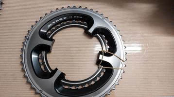 Plateau Shimano DURA ACE  FC-9000 disponible aux enchères