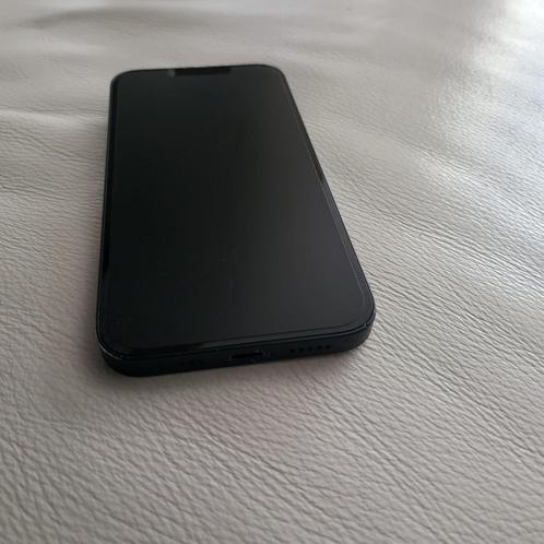 iPhone 13 noir état nickel 256 Go + coque Apple, Telecommunicatie, Mobiele telefoons | Apple iPhone, Refurbished, 256 GB, Zonder abonnement