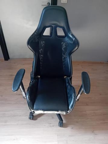 Gamestoel beschikbaar voor biedingen