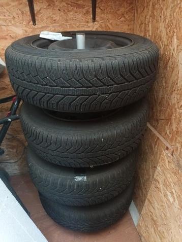 Winterbanden 185/65 R15 beschikbaar voor biedingen