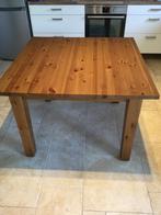 Table carrée en pin Ikea, Grenenhout, Gebruikt, Ophalen