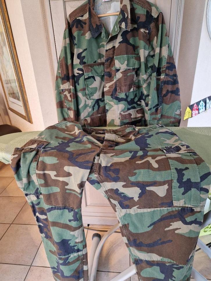 Militaire camouflagekledij maat xl, Verzamelen, Militaria | Algemeen, Landmacht, Kleding of Schoenen, Ophalen of Verzenden
