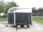 Zeer nette en ruime Atec 2- paardentrailer. bouw jaar 2011, Ophalen, Gebruikt, Hout, 2-paards trailer