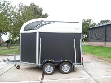 Zeer nette en ruime Atec 2- paardentrailer. bouw jaar 2011 beschikbaar voor biedingen