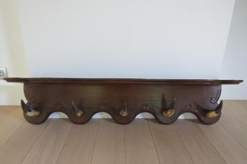 Vintage eiken kapstok beschikbaar voor biedingen