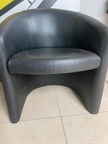 2 fauteuils à vendre beschikbaar voor biedingen