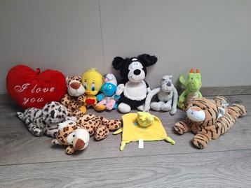 Alle knuffel samen voor 1 euro beschikbaar voor biedingen