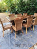 Eettafel 8 stevige rieten stoelen., Huis en Inrichting, Ophalen of Verzenden, Gebruikt