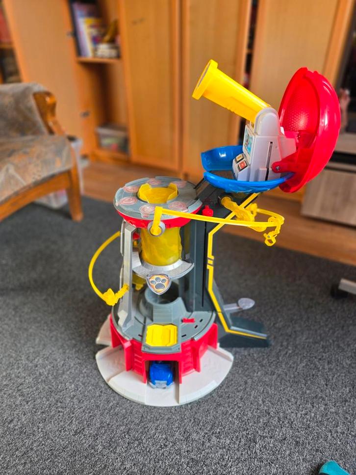 Tour de commandement Paw Patrol, Enfants & Bébés, Jouets | Figurines, Comme neuf, Enlèvement