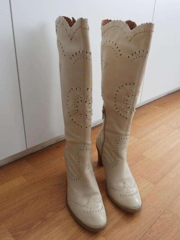Witte lederen laarzen - mt 41 - als nieuw, Kleding | Dames, Schoenen, Zo goed als nieuw, Hoge laarzen, Wit, Ophalen of Verzenden