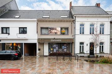 Commercieel te koop in Gavere, 3 slpks, 267 m², Autres types, 3 pièces
