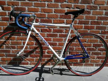 Vintage koersfiets Columbia met Compagnolo uitrusting beschikbaar voor biedingen