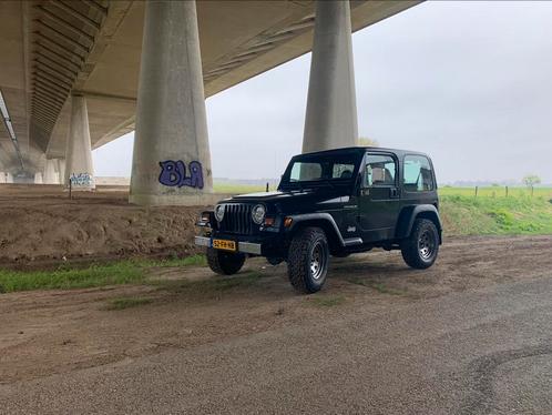 Jeep Wrangler TJ 4wd 4x4 cabrio met nieuwe A.P.K., Autos, Jeep, Particulier, Wrangler, 4x4, Attache-remorque, Essence, SUV ou Tout-terrain