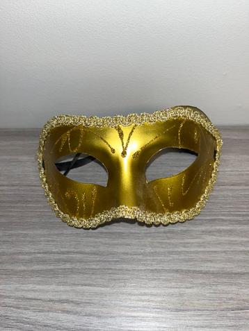 Masker beschikbaar voor biedingen