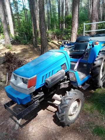 minitractor iseki 180 +  ford 4610 (oldtimer, Autres marques, Jusqu'à 2500, Jusqu'à 80 ch, Enlèvement