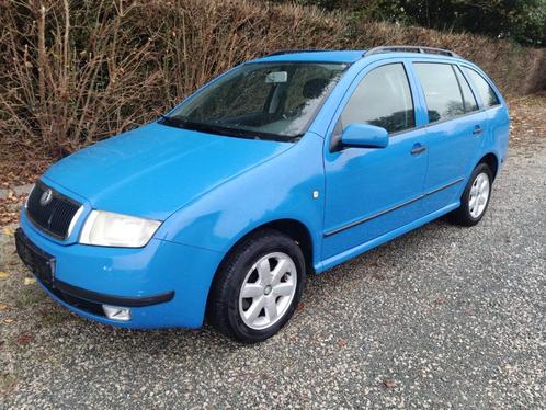 S.Fabia 1,4i.automat.195km.2003mod.Prêt à être immatriculé., Autos, Skoda, Particulier, Fabia, ABS, Phares directionnels, Airbags