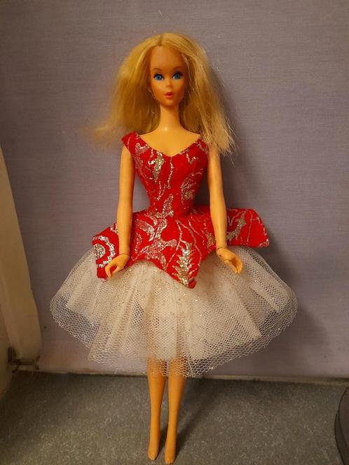 Barbie pop jaren 60/70 met jurk, Verzamelen, Poppen, Zo goed als nieuw, Pop, Ophalen of Verzenden