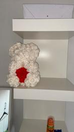 Ours en roses blanches et rouge décoration, Maison & Meubles, Accessoires pour la Maison | Décorations murale, Comme neuf