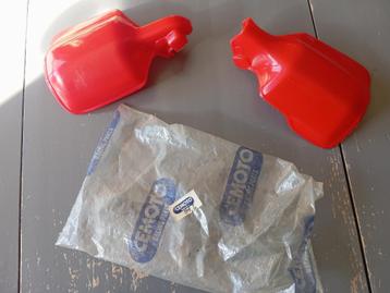 PAIRE DE PROTEGES MAINS VINTAGE CFMOTO - NEW OLD STOCK, Enlèvement ou Envoi, Neuf, Autres types