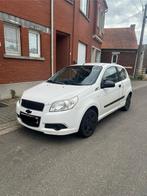 Chevrolet aveo 1.2L + apple carplay 203258km!!, Auto's, Chevrolet, Stof, Aveo, Apple Carplay, Wit