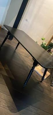  Stijlvol | unieke zwarte eettafel met gedraaide poten beschikbaar voor biedingen