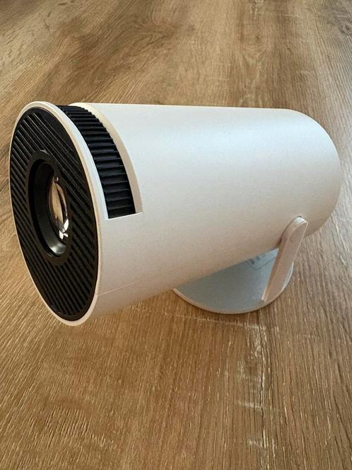 HY300-projector en projectievenster, Audio, Tv en Foto, Beamers, Gebruikt, LED, Full HD (1080), Ophalen of Verzenden