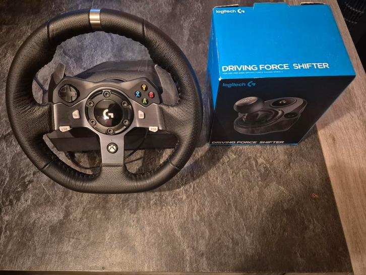 COMPLETE SET STUURWIELEN VAN LOGITECH, Computers en Software, Joysticks, Zo goed als nieuw, Ophalen