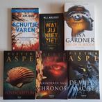Thrillers & Detective & Oorlog (14), Ophalen of Verzenden, Gelezen