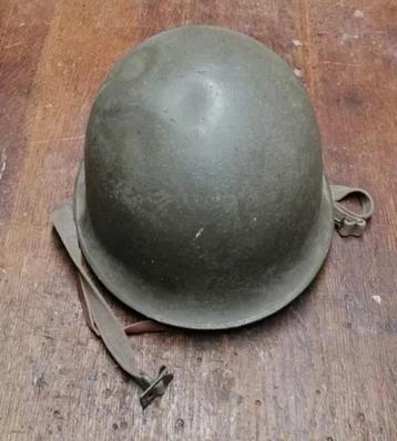 Franse militaire helm uit 1959 Model 1951 beschikbaar voor biedingen